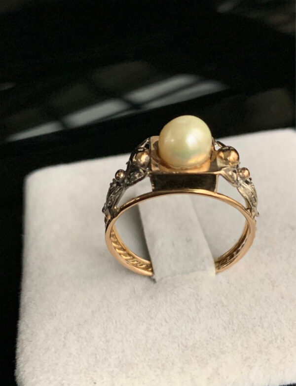 Vintage Pearl Ring - Image 5