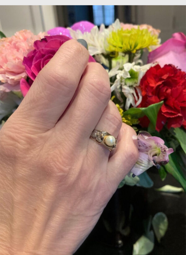 Vintage Pearl Ring - Image 2