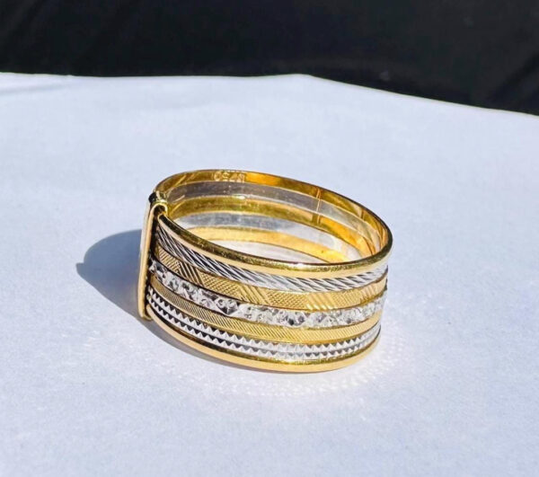 Gold Ring - Image 8