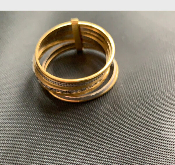 Gold Ring - Image 10