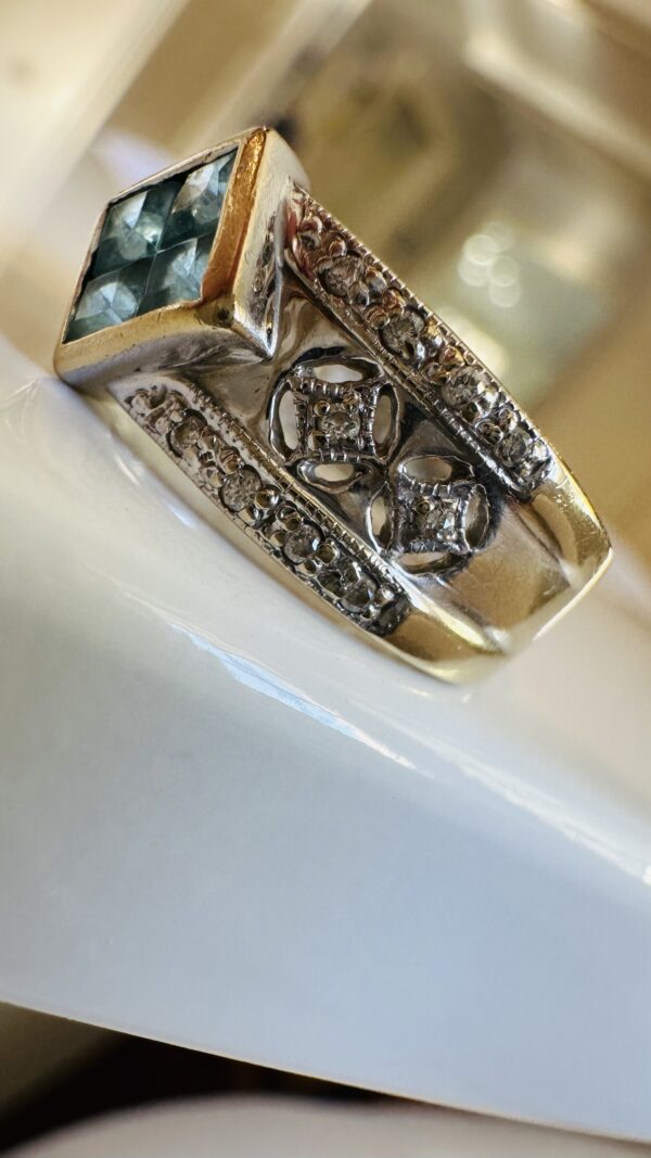 Gold Diamond Ring - Image 9