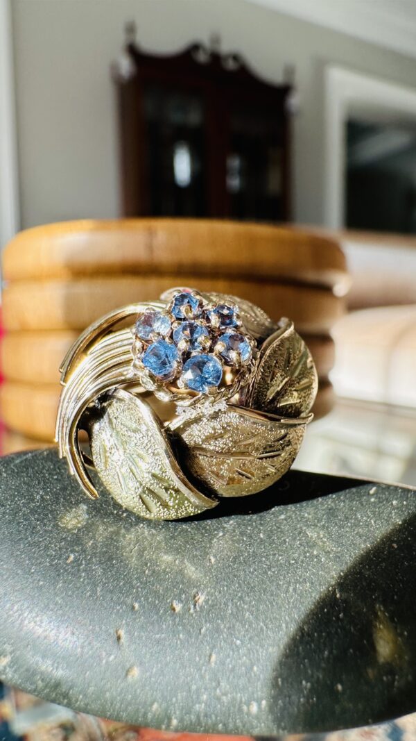 Vintage Gold Ring - Image 10